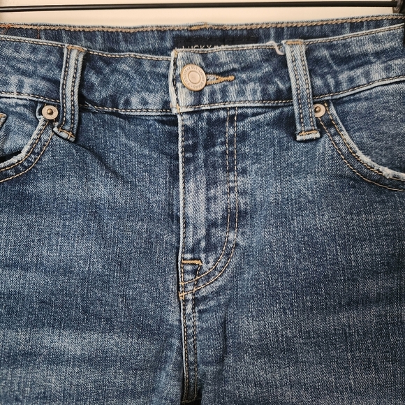 Lucky Brand | The Roll Up Stretch Denim Jean Shorts - Size 6/28 - Picture 5 of 15